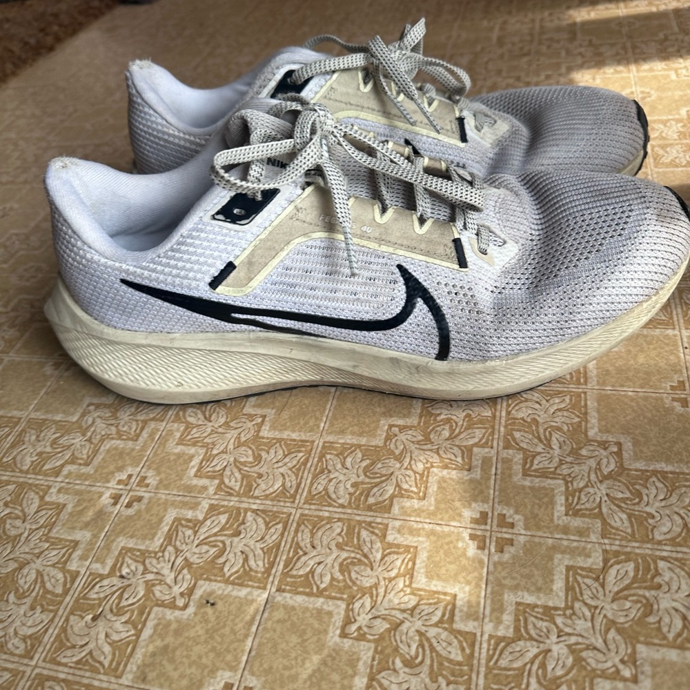 Nike Women’s Pegasus 40 Running Shoes